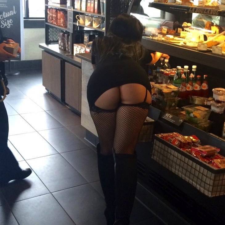 SexyCulo al supermarket